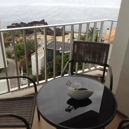 Apartamentos Do Mar Funchal Room photo
